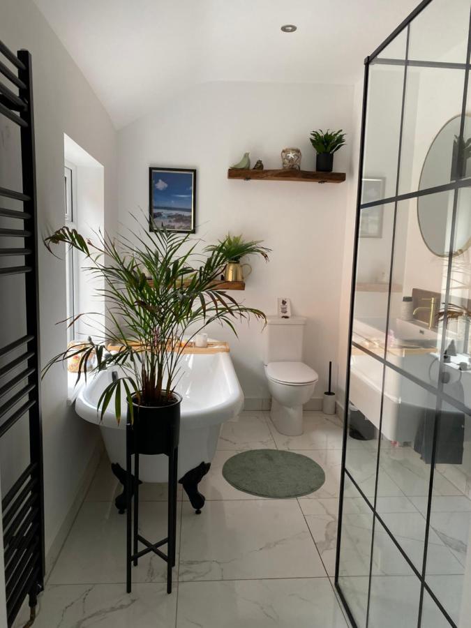 Luxury Spacious Renovated Townhouse Grantham Ngoại thất bức ảnh